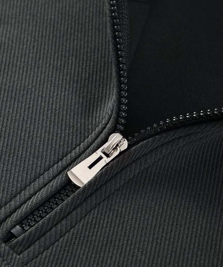 a.m. half zip hoodie (black)