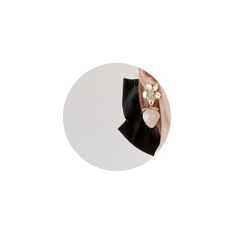 【tiill】 Liquid marble gem - flower strawberry