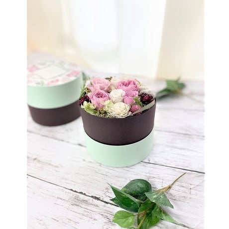 プリザーブドフラワー ボックス　ボタニカル お誕生日 母の日 結婚 出産 結婚 記念日  敬老の日 感謝 彼女  女性 友達 サプライズ  ボックスフラワー