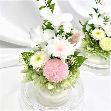 プリザーブドフラワーお供え花ドーム 仏花　灯香とうか～白桃 新仏・初七日・四十九日・法要・新盆・旧盆・法事・初盆・お彼岸・初彼岸