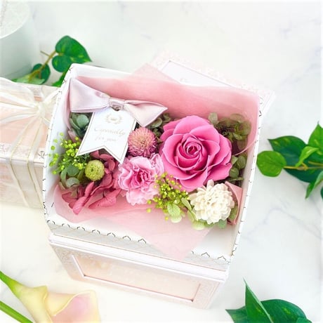 プリザーブドボックスフラワーElegant お誕生日 結婚 出産 結婚 記念日  敬老の日 感謝 彼女  女性 友達 サプライズ  ボックスフラワー