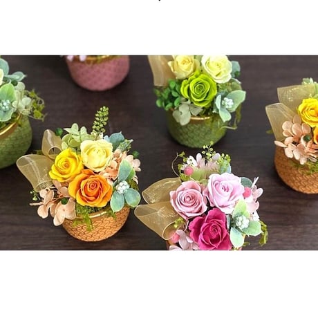 プリザーブドフラワー  お誕生日プレゼント  記念日  長寿祝い 開店祝い 定年祝い 敬老の日 送別 退職 お正月飾り 初節句 インテリア