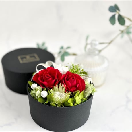 プリザーブドフラワー ボックス ブラック℘ お誕生日 結婚 結婚記念日 還暦  彼女  女性 友達 サプライズ