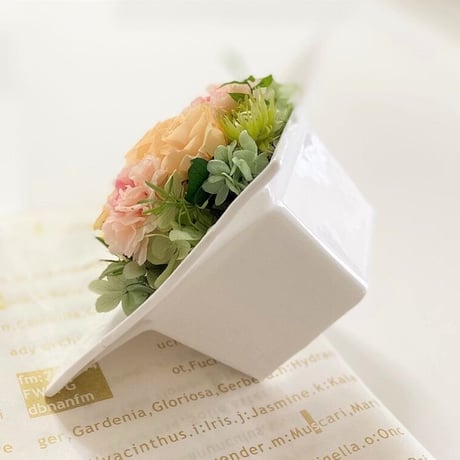 プリザーブドフラワー～ピュアガーデン～ 誕生日 記念日 結婚出産 新築 開店開業祝い 敬老の日 長寿お祝い  母の日 テーブルインテリア