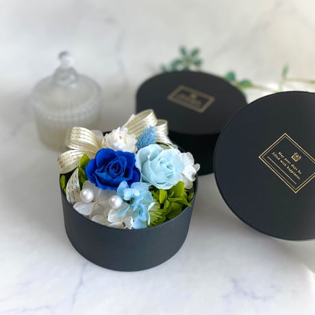 プリザーブドフラワー ボックス ブラック℘ お誕生日 結婚 結婚記念日 還暦  彼女  女性 友達 サプライズ