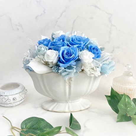 プリザーブドフラワー　ピュアtowa お誕生日 青いお花 空色 ブライダル 結婚記念日 お誕生日 記念日 新築祝い 就任昇進 インテリア