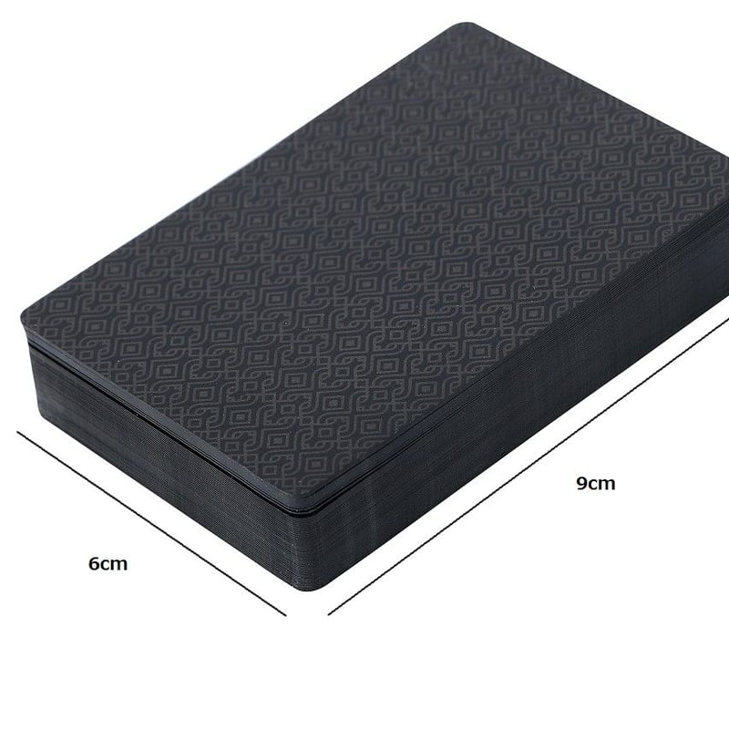 D4：ブラック 黒 トランプ カード いつものゲームもクールな雰囲気に