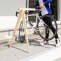 バイクスタンド宿輪木（やどりんぎ）高さ1150㎜ | SHIMODE MOKUZAI STORE