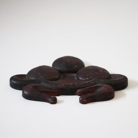 【十二支と宝珠】木彫漆箔宝珠 w21.8cm　Lacquered Wooden Relief of Hoju with Gold Foil　17th-19th C