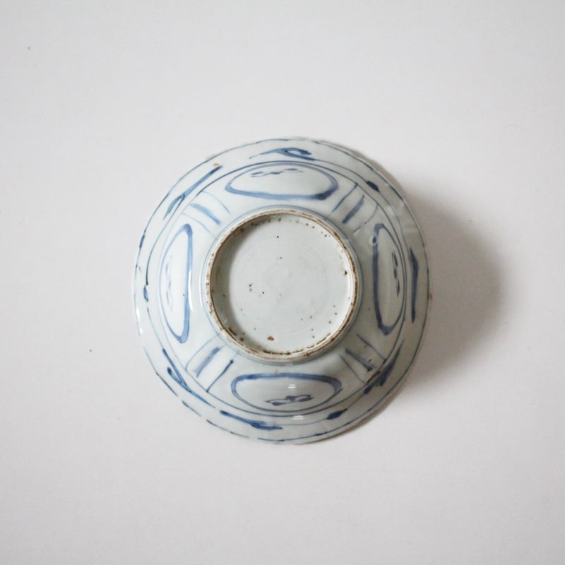 豊臣兄弟】 古染付宝尽桃文兜鉢 d14.4cm Blue and White Klapmut