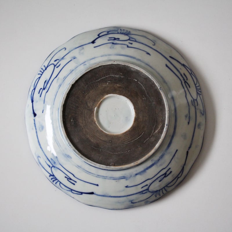 数と骨董】ベロ藍捻文輪花皿 d23.5cm Blue and White Lobed Dis