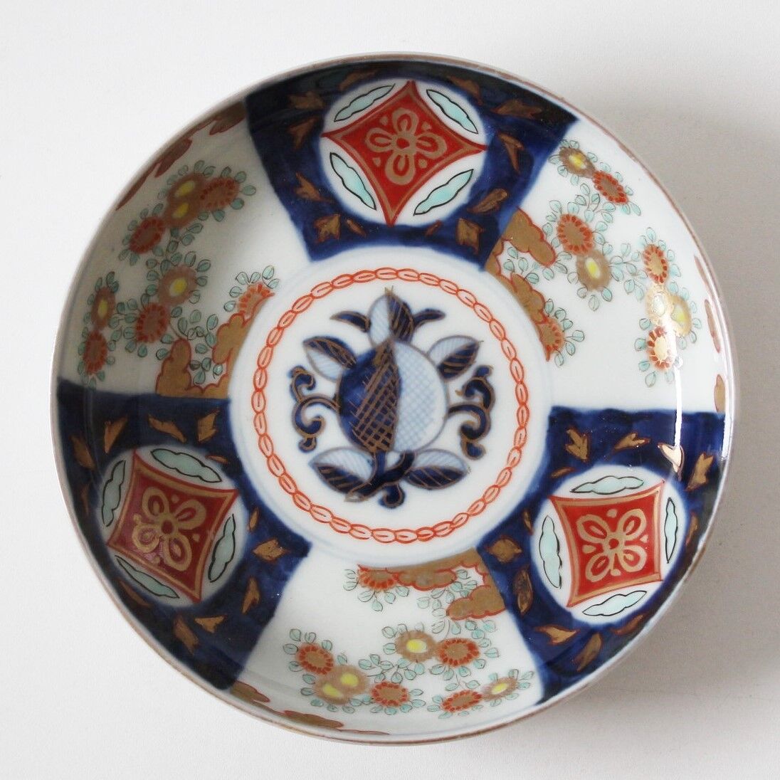 江戸中期〜後期　古伊万里　色絵柘榴文菊花形　なます皿　5枚　裏七宝結文　上物 江戸中期〜後期 古伊万里 色絵柘榴文菊花形 なます皿 5枚 裏七宝