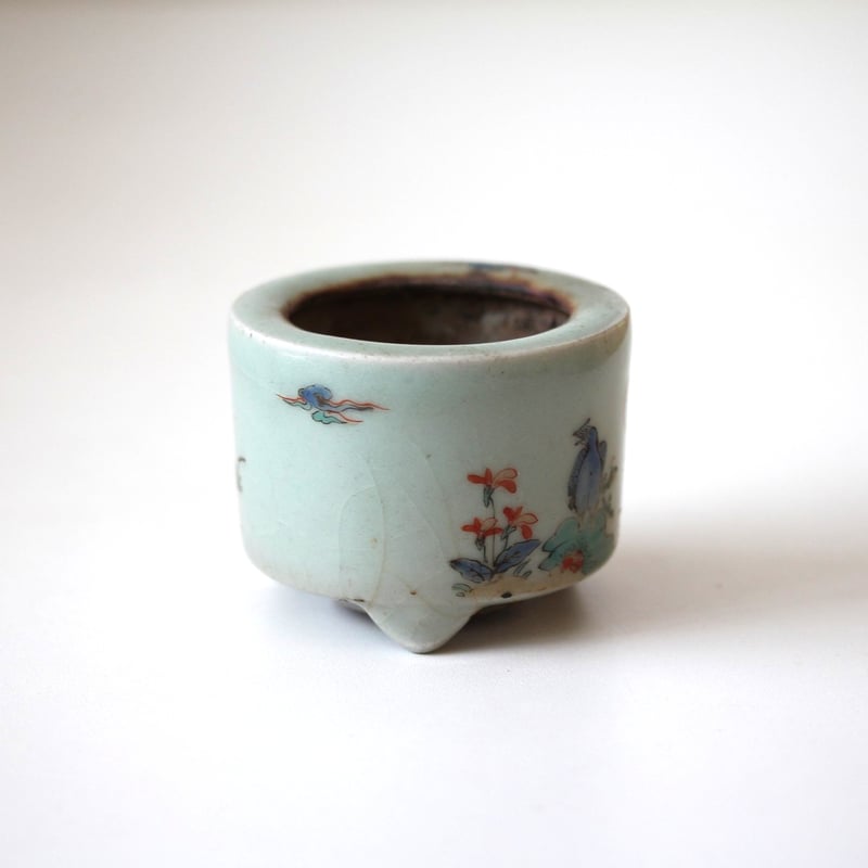 緒締め玉　窓絵に草花　陶磁器製　骨董　胴乱　印籠　R1460 緒締め玉 窓絵に草花 陶磁器製 骨董 胴乱 印籠 R1460