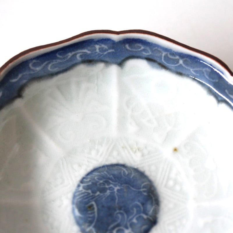数と骨董】古伊万里染付陽刻龍扇文小皿 d11.4cm Imari Blue and