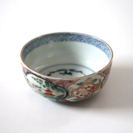 【十二支と宝珠】古伊万里色絵梅雲龍山水文輪花鉢 d15.6cm　Imari Polychrome Bowl, Design of Dragons and Landscape　18th C