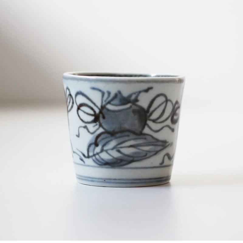 数と骨董】古伊万里染付宝尽文猪口 d8.3cm Imari Blue and White