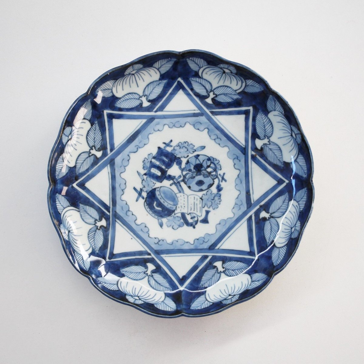 数と骨董】古伊万里染付橘和楽器文皿 d21.8cm Imari Blue and White