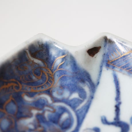 【十二支と宝珠】古伊万里染付金彩結文形皿（花蝶・龍鳳凰・貝鳥）d27.2cm　Imari Blue and White Knotted Letter Shaped Dish　18th C