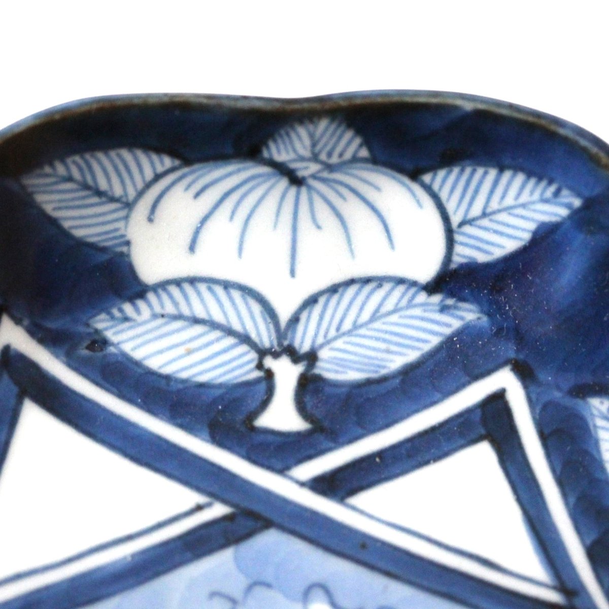 数と骨董】古伊万里染付楽器桜橘文皿 d21.9cm Imari Blue and
