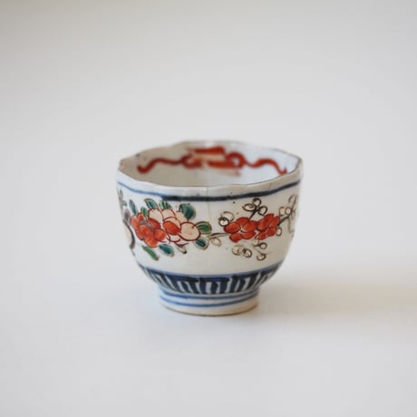 【十二支と宝珠】伊万里色絵宝珠久寿玉文輪花小猪口（その３）d5.7cm　Imari Polychrome Small Cup, Design of Kusudama　19th C