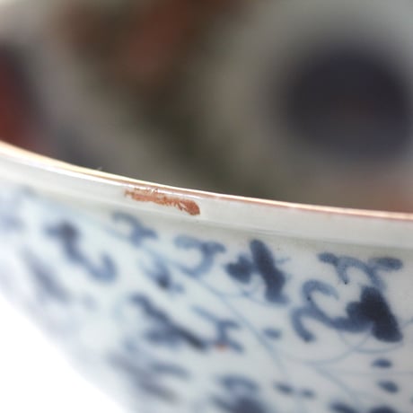 【数と骨董】古伊万里色絵花唐草文鉢（その１）d19.1cm　Imari Polychrome Bowl, Flowers Design, Flower Scroll　18th C