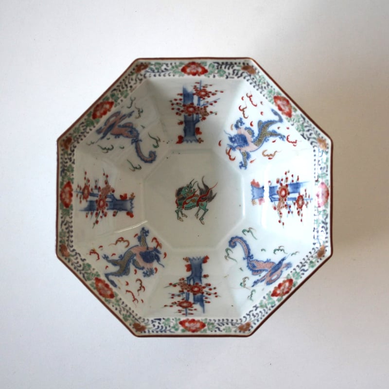 数と骨董】九谷色絵柿右衛門写八角鉢 d20.7cm Kutani Kakiemon