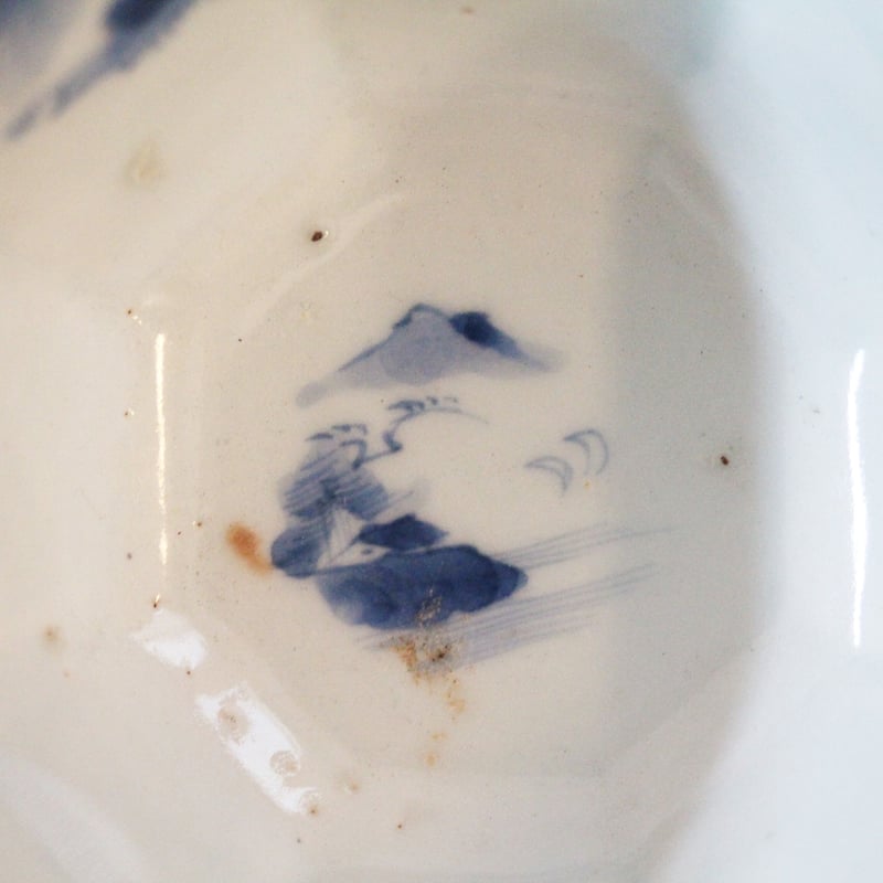 古染附唐人物画 蓋物 fit=scale-down,w=1200