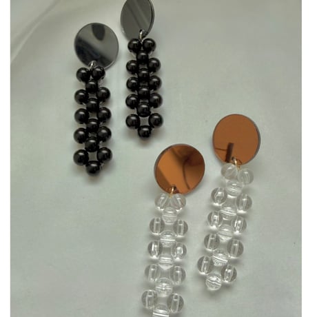 ミラートップ　ボールピアス／イヤリング◯2color