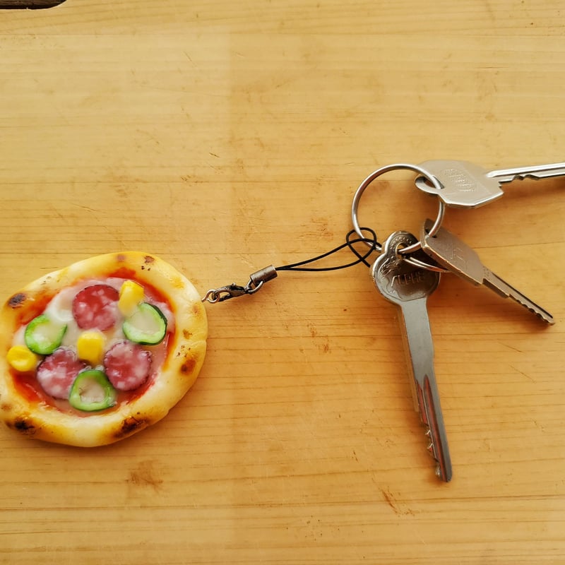 食品サンプル　食べかけハンバーガー＆キーリング　マルゲリータピザのセット、新品！ ピザ サンプル 食品 サンプル ピザ 食品サンプル 食べかけハンバーガー