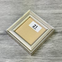 お買い得！8㎝×８㎝高級ミニフレーム㉑　2101710016973