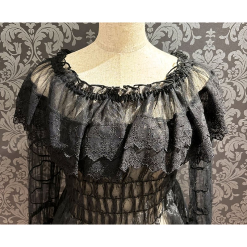 Vallée lys ヴァレリス 黒ワンピース CATEGORY ドレス・ワンピース・ジャンパースカート・スカート | chou