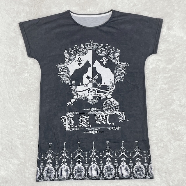 PUTUMAYO/Reload a Classical 】猫紋章ロング丈Tシャツ【PTS-2