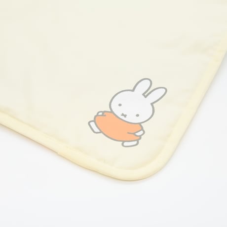 ミッフィー アニマル柄 クールブランケット　犬用 ひんやり 接触冷感 夏用 洗える かわいい おしゃれ 小型犬 中型犬 お昼寝 カート ベッド 冷感ブランケット ペット用 涼感 快適 暑さ対策