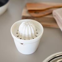かもしか道具店／レモンの絞り器