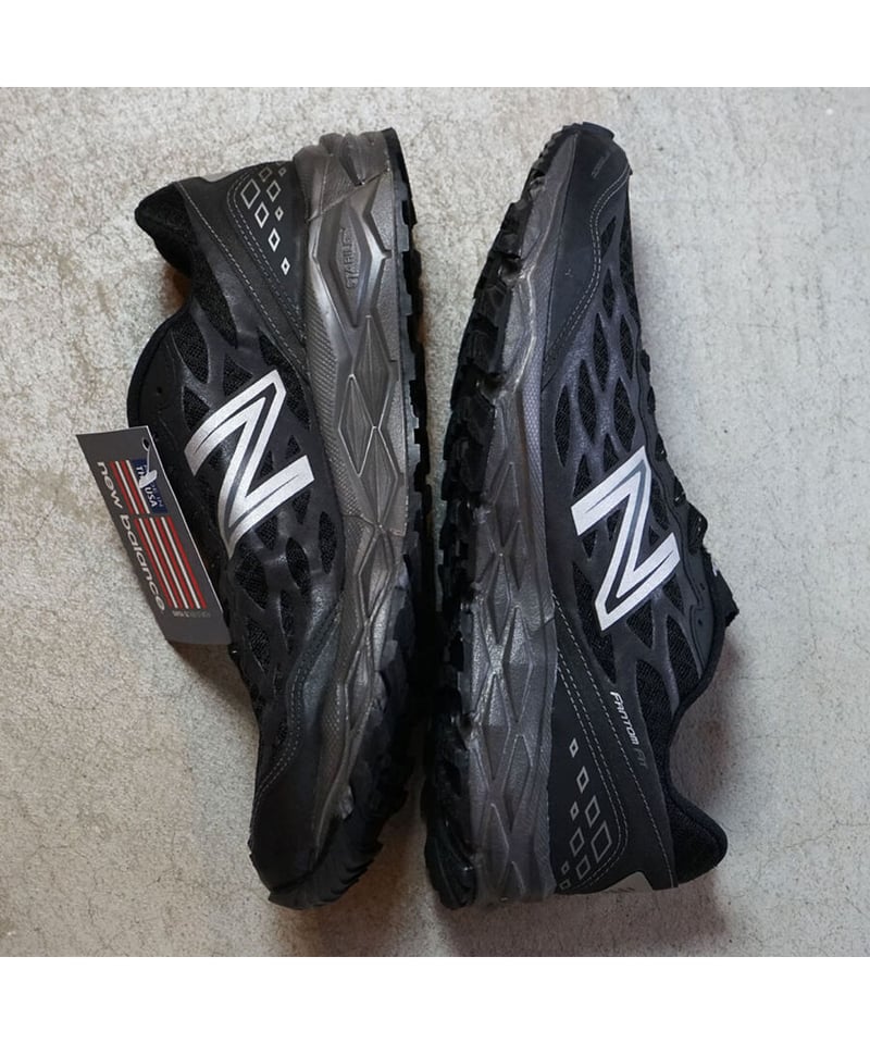 DEAD STOCK MADE IN USA NEW BALANCE 