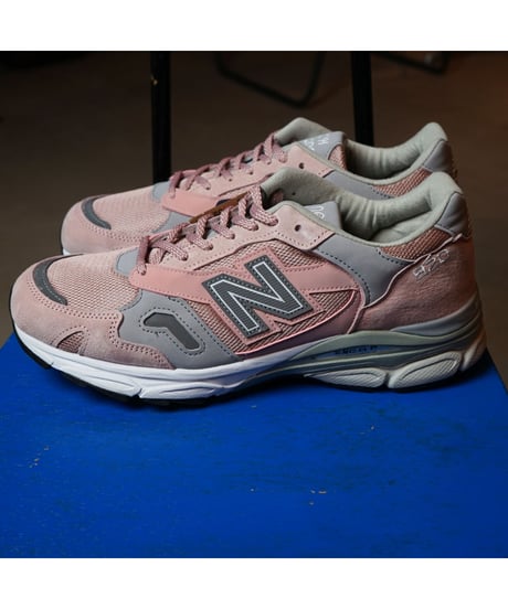 【 MADE IN ENGLAND  NEW BALANCE "M920 PNK" / PINK 】イギリス製 ニューバランス "M920 PNK" / ピンク