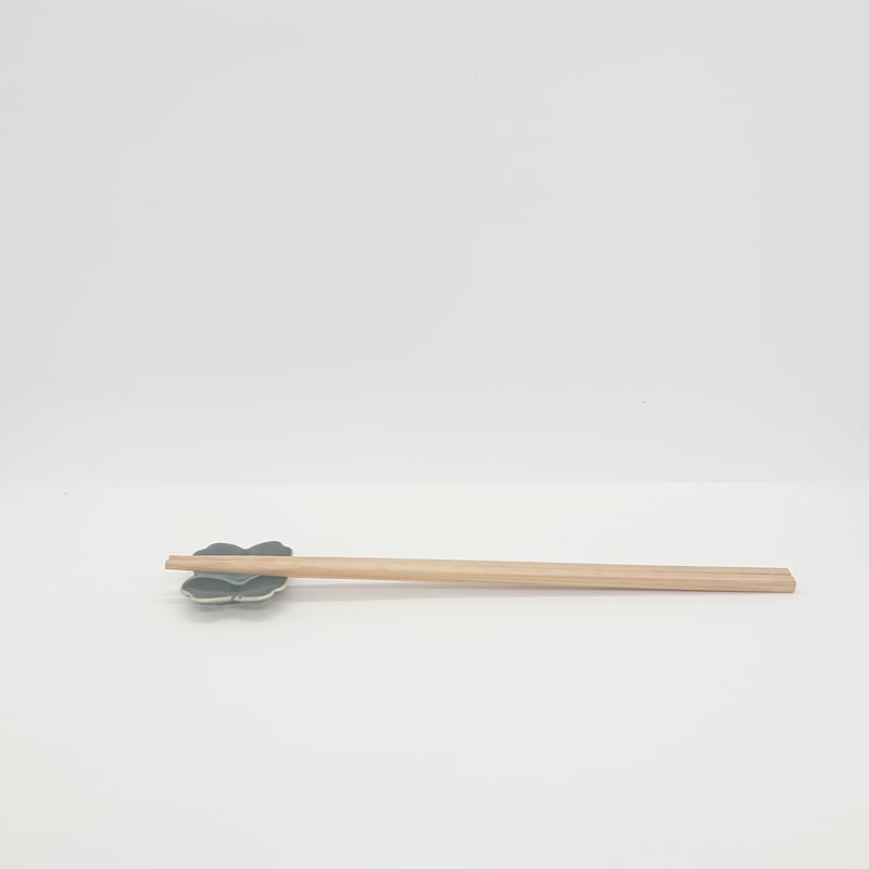 再生土】四つ葉箸置き【織部】 | やさしいうつわ