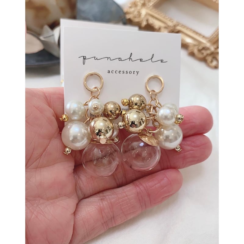 ガラスボールのパールじゃらじゃらピアス | PUNAHELE STORE