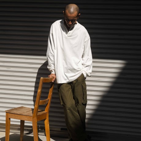 Classic Henley neck L/S T-shirt