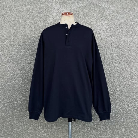 Classic Henley neck L/S T-shirt