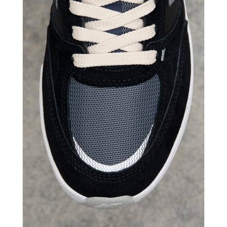 NEW BALANCE NUMERIC ANDREW REYNOLDS 933BNT