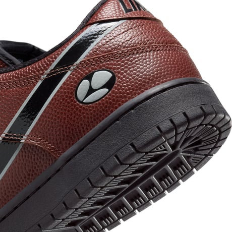 NIKE SB DUNK LOW PRO QS × LIMOSINE