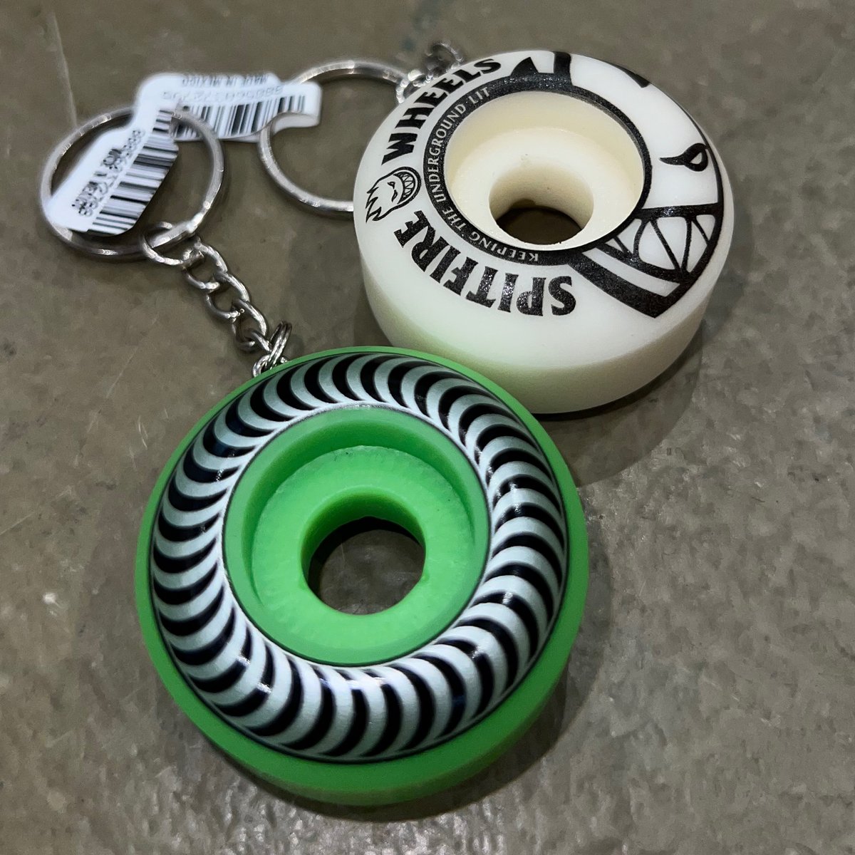 完売品 Spitfire Wheels Key Chain Classic ① Spitfire Wheels Key Chain Classic Wheel Assorted Colors - 1