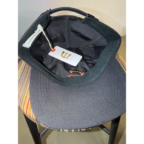 EVISEN ONE UP LOGO CAP BLACK