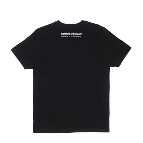 SCI-FI FANTASY A MOMENT OF ROMANCE TEE BLACK