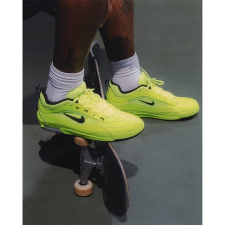 NIKE SB AIR MAX ISHOD PRM VOLT BLACK