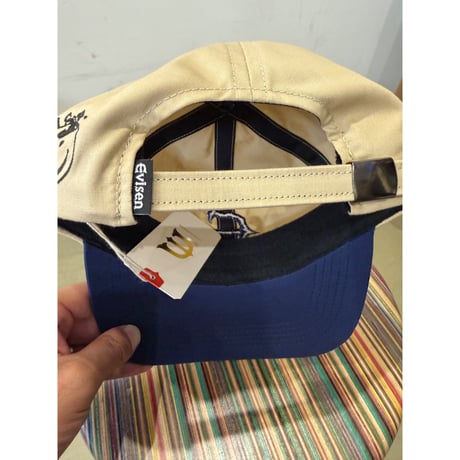 EVISEN ONE UP LOGO CAP BEIGE