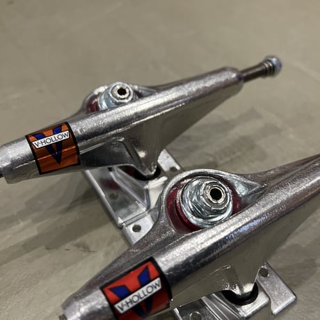 VENTURE POLISHED V-HOLLOW LO