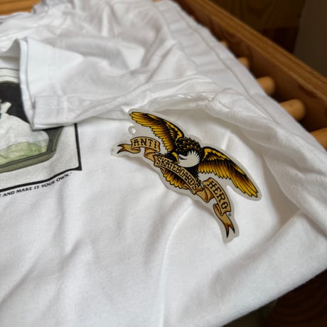 ANTIHERO GROSSO TEE