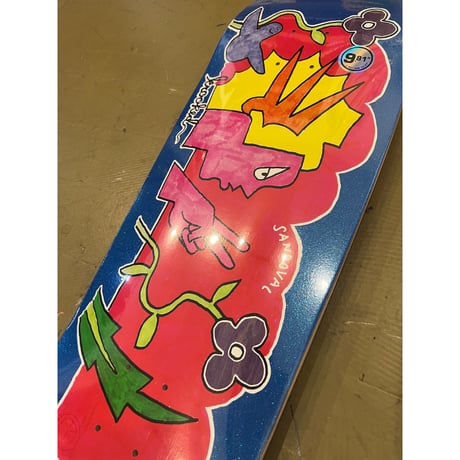 KROOKED SANDOVAL PEACE SIGN 9.81